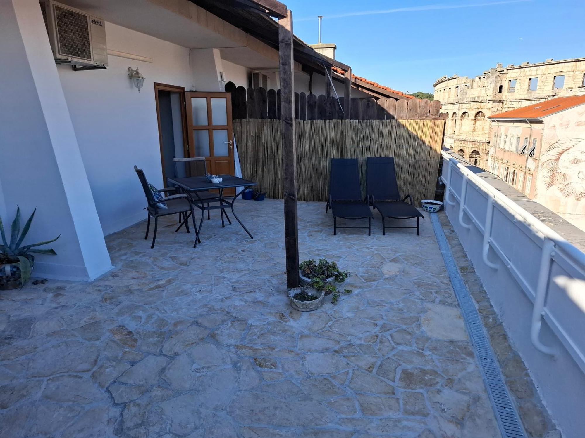 Terrace Dream View Over Amphitheatre Pola Esterno foto